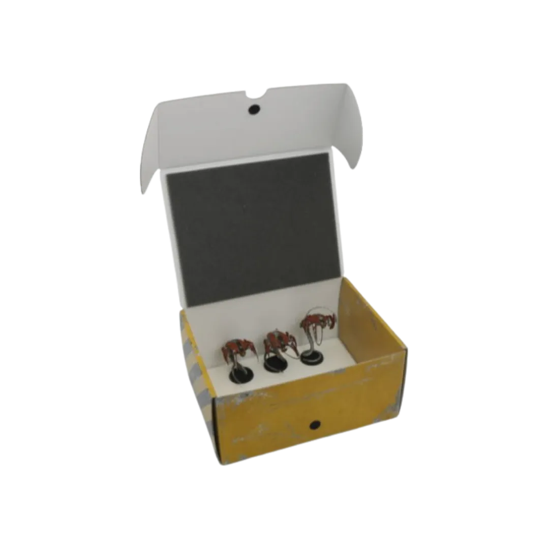 Half-size Medium Box for magnetically-based miniatures + metal plate on the insi-Safe and Sound-Radaddel
