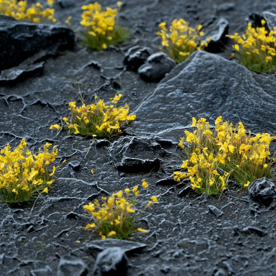 Yellow Flowers Tufts-Gamers Grass-Radaddel